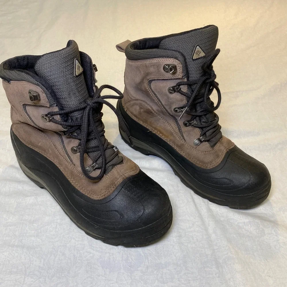 Columbia Cascadian Summit BM1168-255‎ Winter Boots Men's 9.5 Thermolite